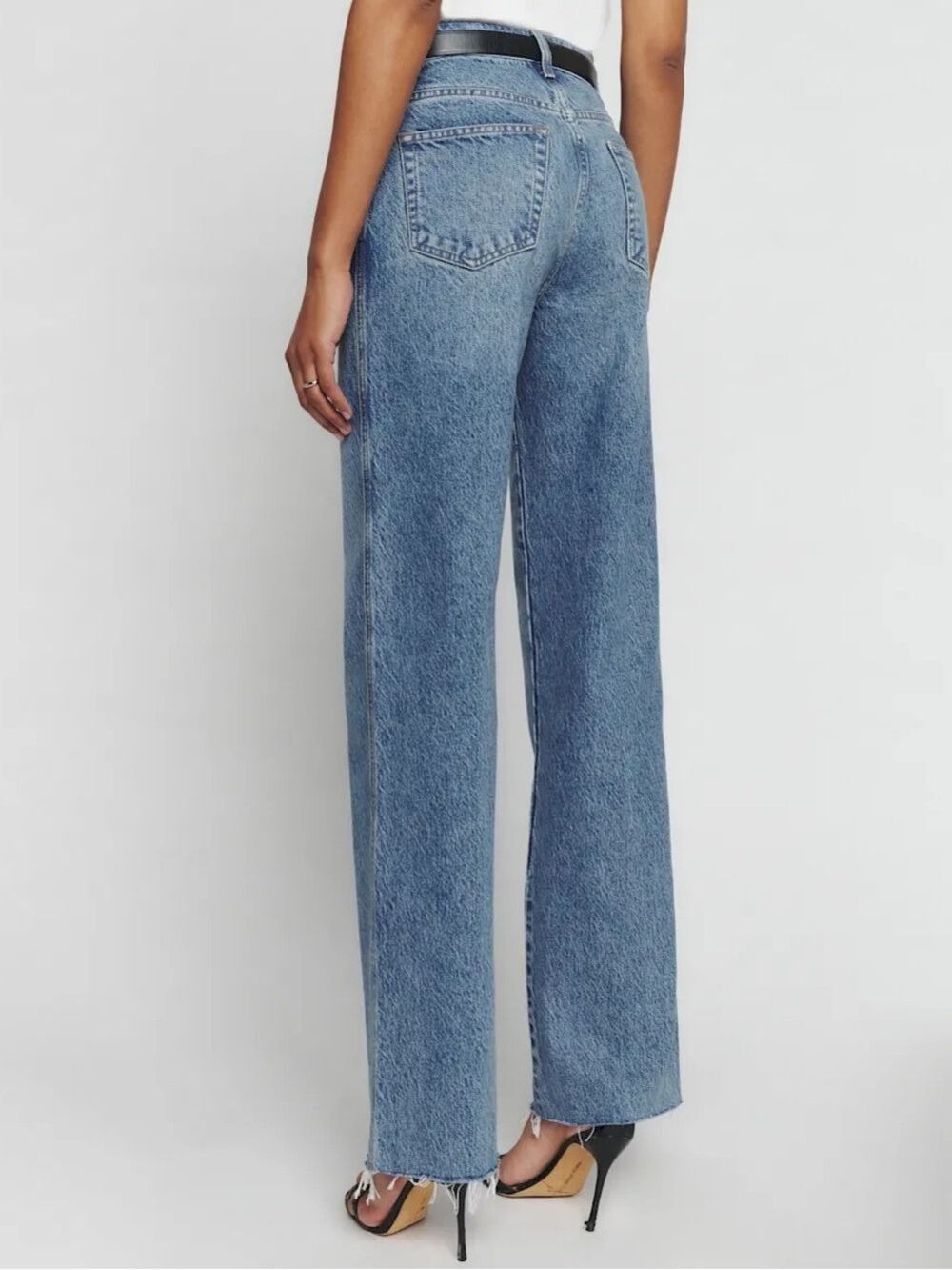 Reformation Women’s Val 90s Mid Rise Straight Jeans Core- Colorado 23 - Picture 3 of 15